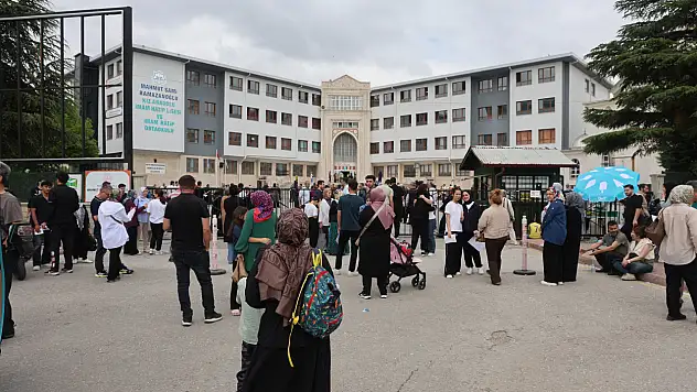 Son dakika: YKS maratonunda ilk oturum sona erdi