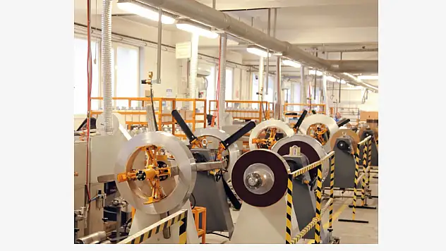 SVG Kompanzasyon Sistemleri Enerji Kalitesini Nasıl İyileştirir?