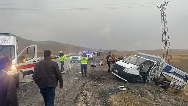 Feci kaza: 3'ü ağır 10 yaralı