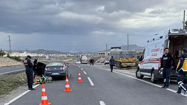 Tır ile otomobil çarpıştı: 2 yaşındaki Aslan Efe hayatını kaybetti