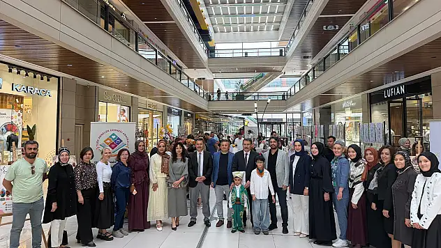Türk Anneler Derneği Anaokulu'ndan yıl sonu sergisi: Minik ellerin eserleri hayran bıraktı