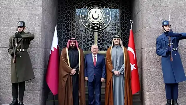 Türk ve Katar ordusundan kritik görüşme