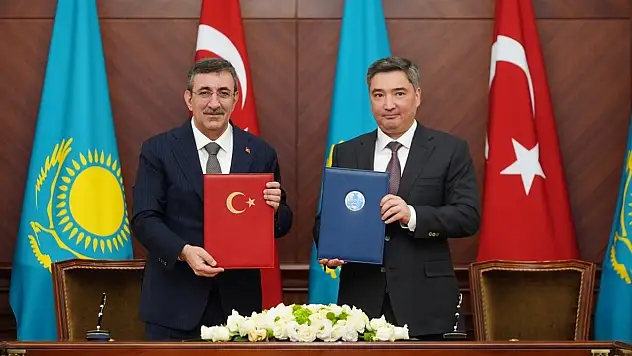Türkiye ile Kazakistan arasında iş birliği: 67 maddelik yeni yol haritası imzalandı