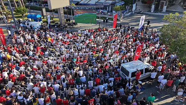 Flaş karar! Meydanlarda maç izlenemeyecek