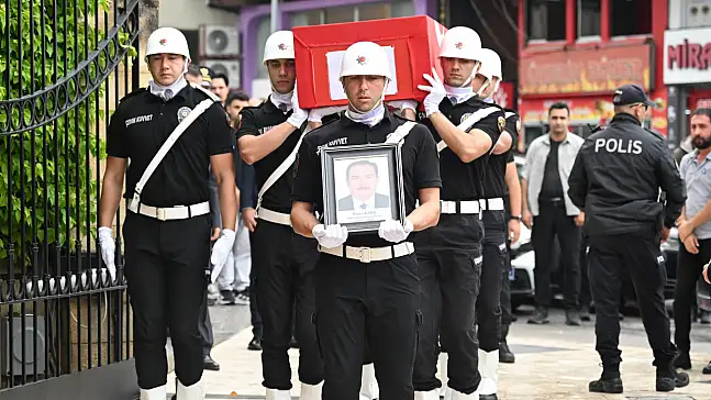 Konyalı sevilen isme acı veda! 'Kelimeler boğazımda düğümleniyor'
