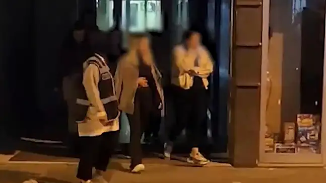 Masaj salonu kisvesi altında fuhuş skandalı: 10 şüpheli tutuklandı