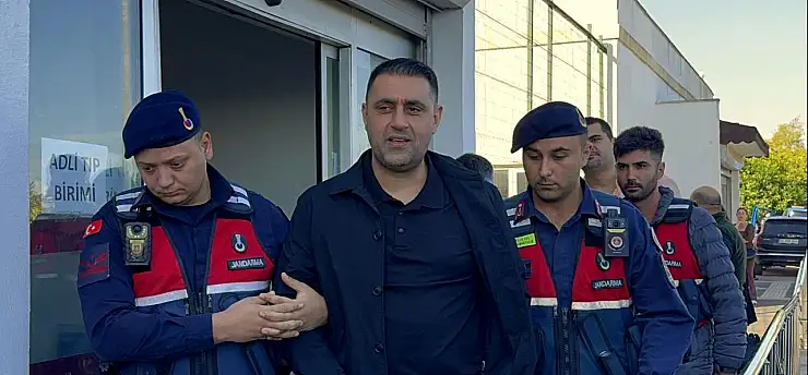 Çukurova Belediye Başkanı Kozay görevden uzaklaştırıldı
