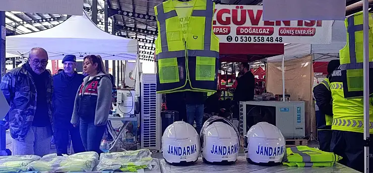 Jandarmadan hayat kurtaran farkındalık: 'Kask Tak Hayatta Kal, Yelek Giy Görünür Ol!'