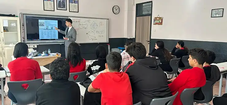 Yalıhüyüklü öğrencilere uzman desteği: Sınav stresi ve motivasyon eğitimi