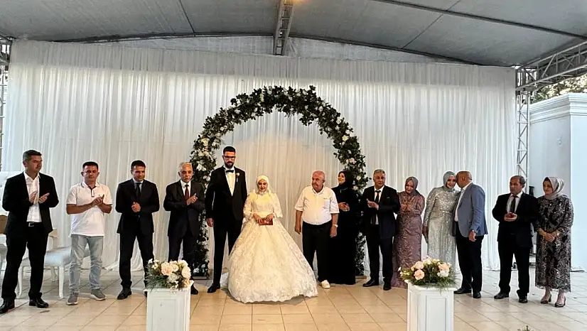 Katırcı ile Gündüz ailelerinin mutlu günü