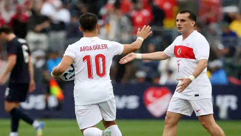 Milliler, ABD'yi 2 golle geçti