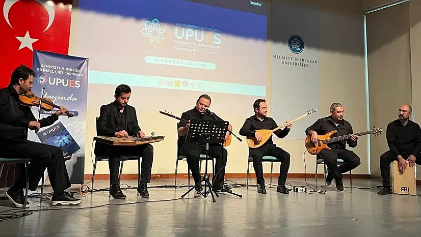 NEÜ'deki sempozyum Türk Halk Müziği'nin eşsiz ezgileriyle taçlandı