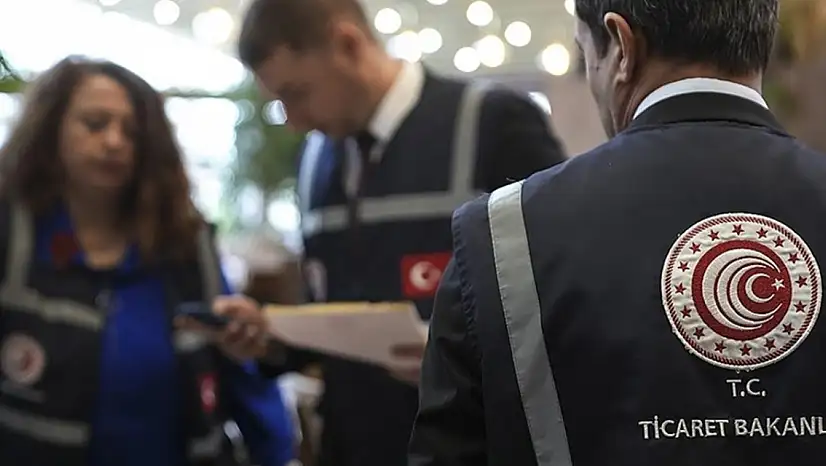 Asgari ücret fırsatçılarına ilk darbe! Dev zincir markete 'fiyat artışı' cezası