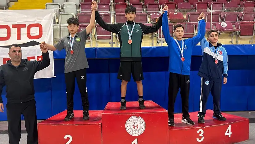 Karataylı pehlivanların gözü Milli Takımda