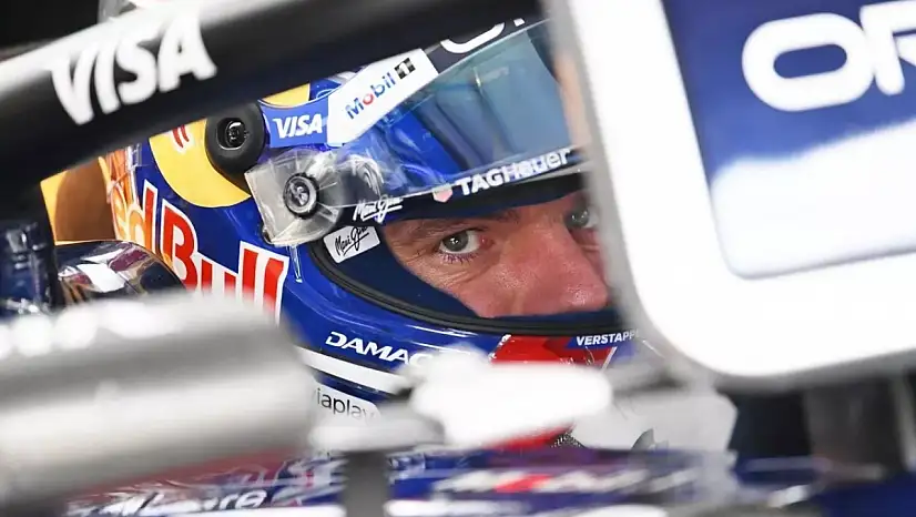 Verstappen Malezya'da sezonun ilk zaferini kazandı