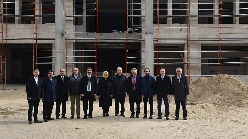 Bakan Yardımcısı Ökten, Konya İmam Hatip Lisesi inşaatını inceledi