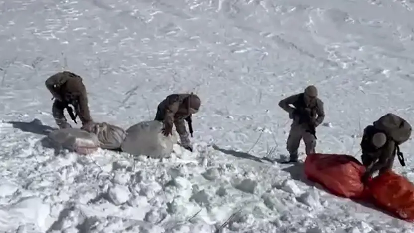 Hakkari'de zehir tacirlerine darbe: 348 kilogram uyuşturucu ele geçirildi