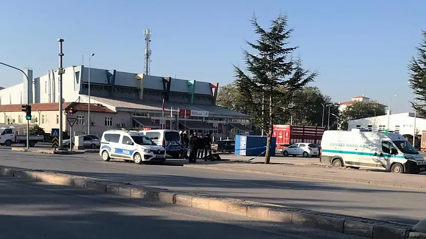 Konya'da acı olay: Kaldırım üzerinde ölü bulundu