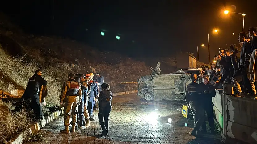 Otomobil şarampole yuvarlandı: 1 ölü, 3 yaralı