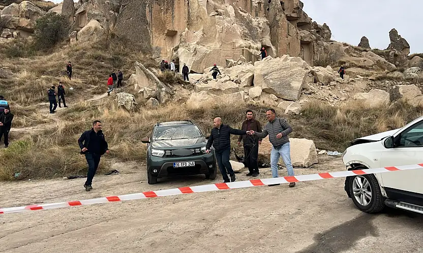 Kapadokya'da peribacası çöktü: Ölü ve yaralılar var