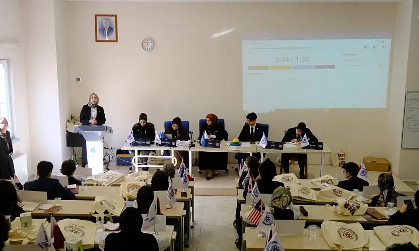 Konya'daki lise, uluslararası konferansla damga vuracak!