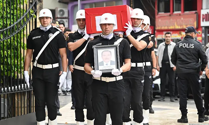 Konyalı sevilen isme acı veda! 'Kelimeler boğazımda düğümleniyor'