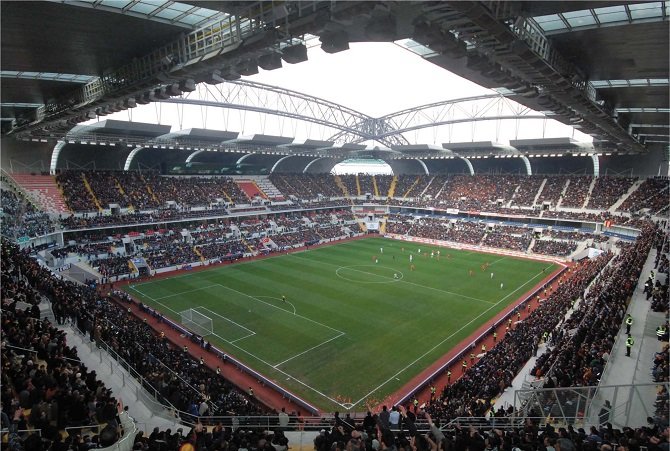 09-kadir-has-stadyumu-jpg.jpeg
