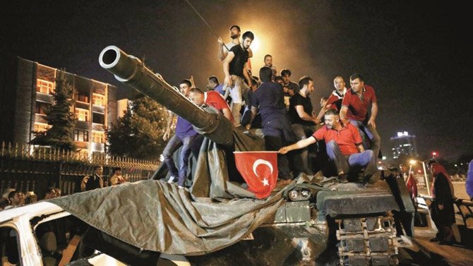 2-istiklal-marsi-ruhunu-15-temmuzda-hissettik.jpg
