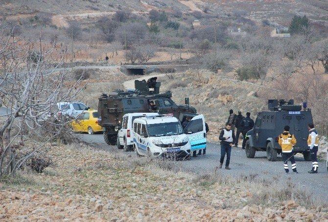 Cezaevi firarisi eşi ve çocuklarını rehin aldı