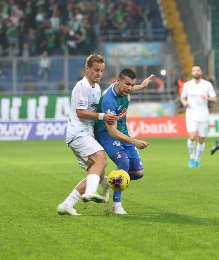 Süper Lig: Çaykur Rizespor: 3 - Konyaspor: 1 (Maç sonucu)