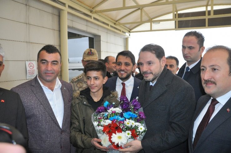 Bakan Albayrak müjdeyi Şırnak’tan verdi