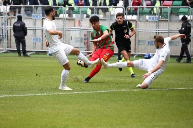 Amed Sportif Faaliyetler sahasında 1922 Konyaspor ile yenişemedi