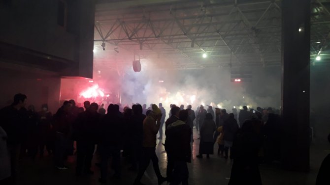 Konya'da asker uğurlamada koronavirüs tedbiri ihmali