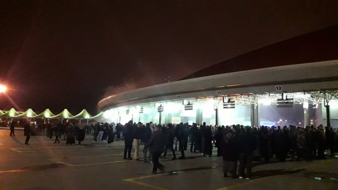 Konya'da asker uğurlamada koronavirüs tedbiri ihmali