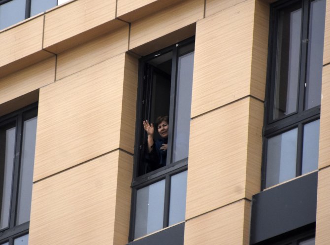 Umreden dönüp, karantina süresi dolanların tahliyesine 1 hafta erteleme 