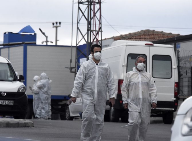 Umreden dönüp, karantina süresi dolanların tahliyesine 1 hafta erteleme 