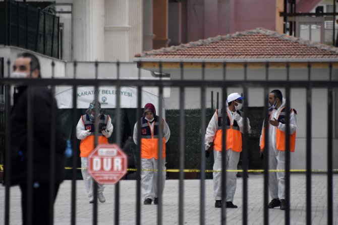 Umreden dönüp, karantina süresi dolanların tahliyesine 1 hafta erteleme 