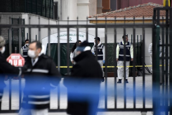 Umreden dönüp, karantina süresi dolanların tahliyesine 1 hafta erteleme 