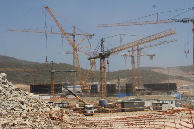 Enerji Bakanı Dönmez: “Akkuyu’da ikinci ünitenin temeli atıldı”