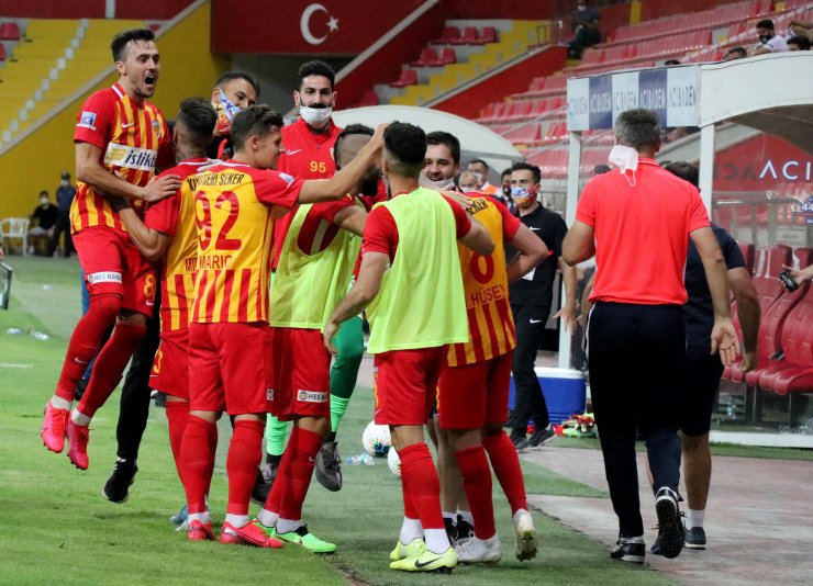 Hes Kablo Kayserispor - Beşiktaş: 3-1