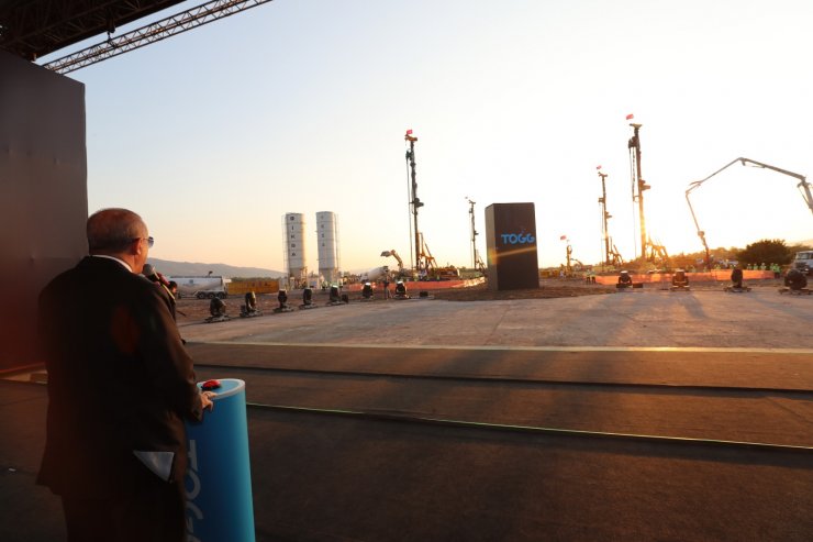 İlk yerli otomobil TOGG'un fabrika temeli Bursa'da atıldı (2)- Yeniden