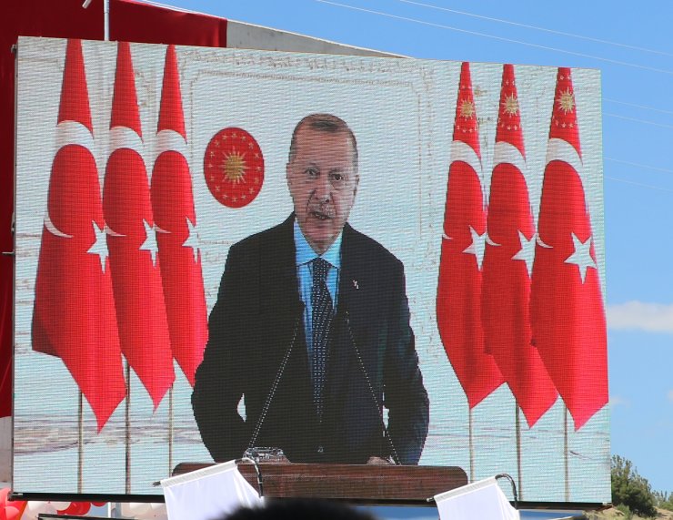 Cumhurbaşkanı Erdoğan: Bizim ödediğimiz bedelleri göze alıyorsanız buyurun çıkın meydana