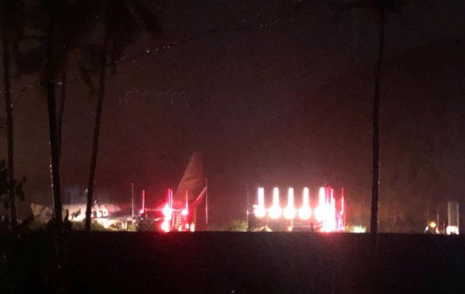 Hindistan’da yolcu uçağı pistten çıktı: Ölü ve yaralılar var