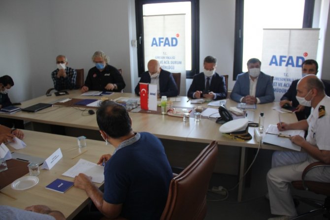 Bakan Adil Karaismailoğlu: 