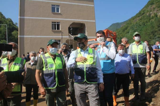 Bakan Fatih Dönmez: “Afet bölgesindeki ilçelerimiz ve köylerimiz dâhil elektrik faturalarının tahakkuk ve tahsilatını erteliyoruz”