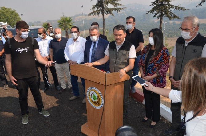 Bekir Pakdemirli: “Yangın kontrol altına alındı”