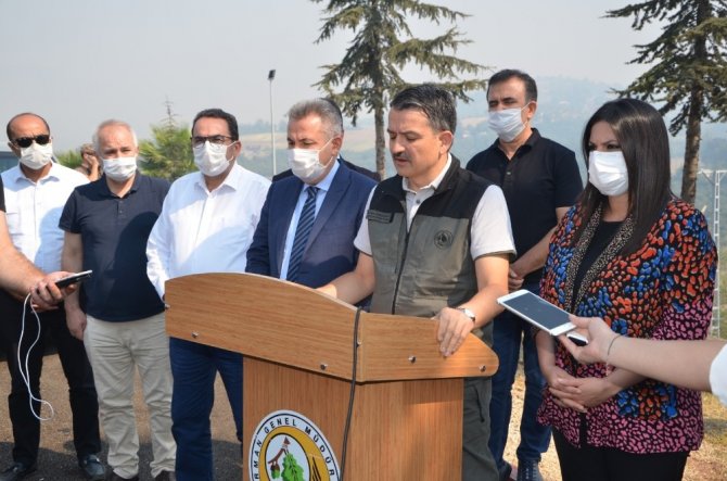 Bekir Pakdemirli: “Yangın kontrol altına alındı”