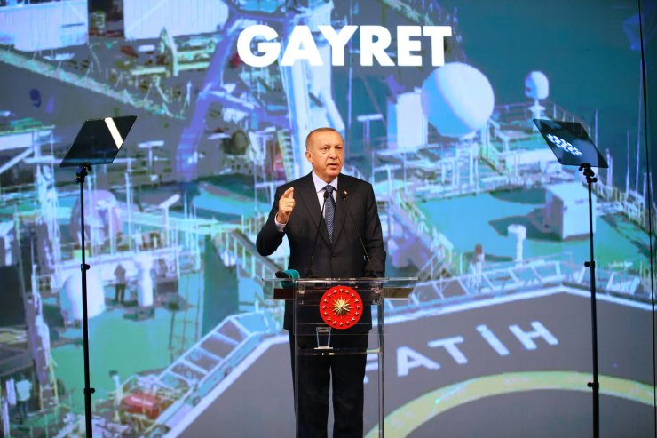 Cumhurbaşkanı Erdoğan, Teknoloji merkezinin açılışını robotla yaptı