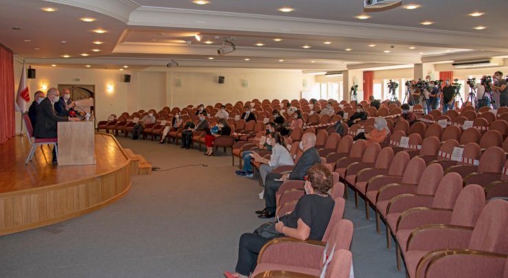 'Çin aşısı Brezilya'da 9 bin kişiye yapıldı, ciddi yan etki yok'