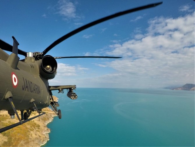 Bitlis'te Yıldırım-12 Beşyanak Operasyonu başlatıldı